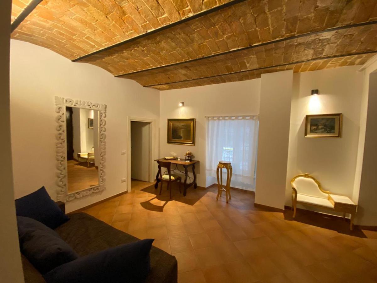 La Casa Di Ago Lejlighed L'Aquila Eksteriør billede