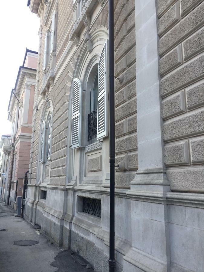La Casa Di Ago Lejlighed L'Aquila Eksteriør billede